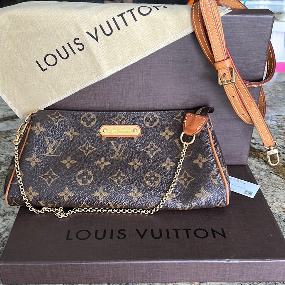 100% Authentic Louis Vuitton Eva Clutch/CrossBody bag - Picture 1 of 14